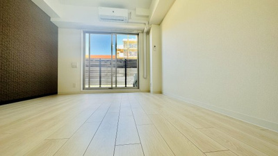 【居間・リビング】 | Lucir西三国