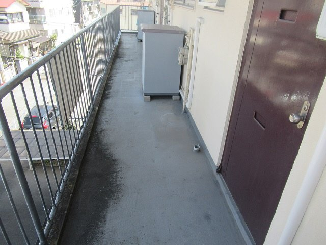 浦岡マンションのバルコニー