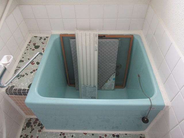 浦岡マンションの浴室