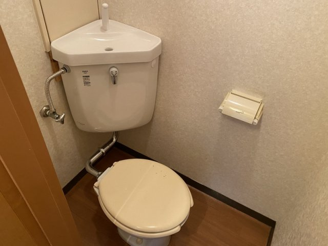 マンション鳩岡のトイレ