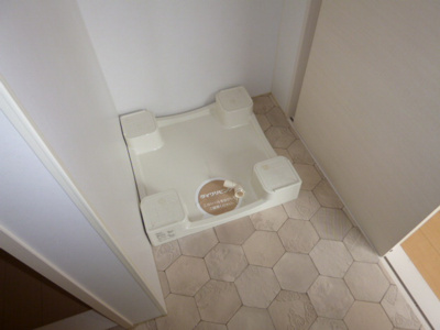 【その他】 | ウィングパレス明神 | 洗濯機置き場