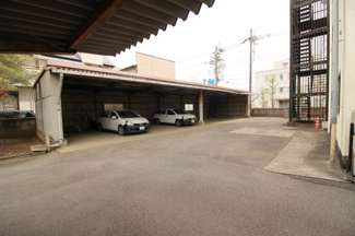 【駐車場】 | 常総市水海道山田町　ビル（一棟） | 車庫