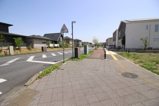 【外観】 | 前面道路・歩道