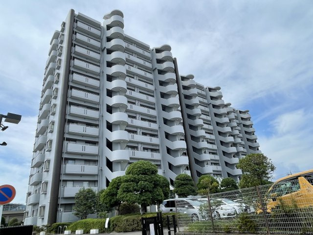 メゾン西中原　静岡市駿河区西中原の外観