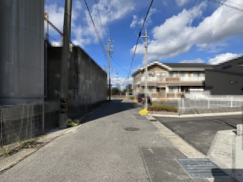 碧南市弥生町第2新築戸建　3号棟の前面道路含む現地写真|碧南市弥生町第2新築戸建前面道路写真です。