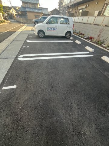 【駐車場】モンターニュ