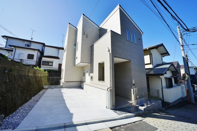 【横浜市旭区金が谷１丁目43-9新築戸建て】★仲介手数料無料★（笹野台小学校・希望が丘中学校）の外観