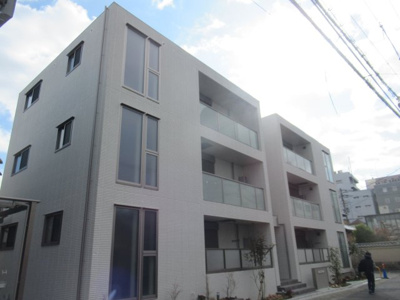 【外観】 | パルナシウスV（布施賃貸） | 落ち着いた雰囲気の外観です