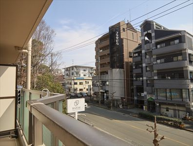 箕面市船場西２丁目の中古マンションの展望