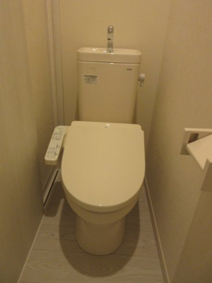 【トイレ】 | URBAN CUBIC鷹巣