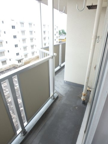 ビレッジハウス境港第三1号棟のバルコニー|イメージ401号室の写真