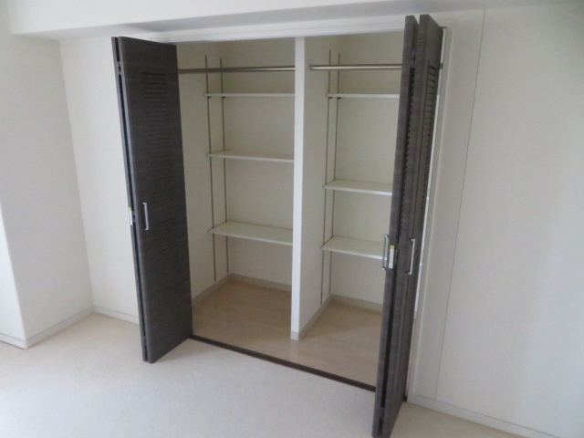 アルファステイツ三左衛門堀西の町の収納