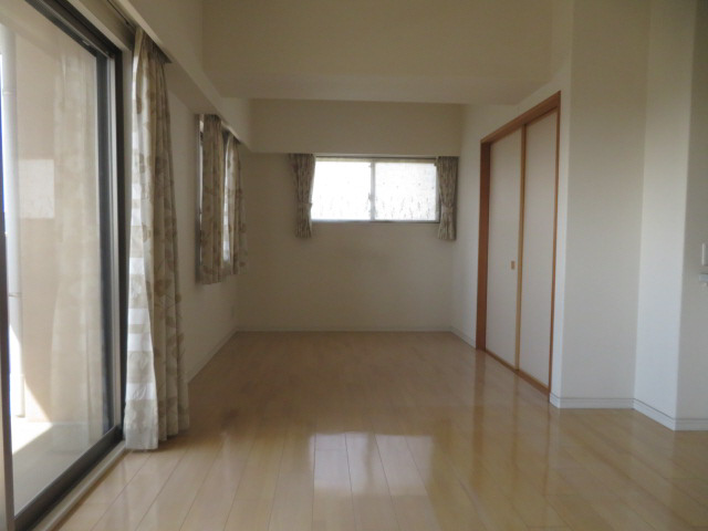 アルファステイツ三左衛門堀西の町の居間・リビング