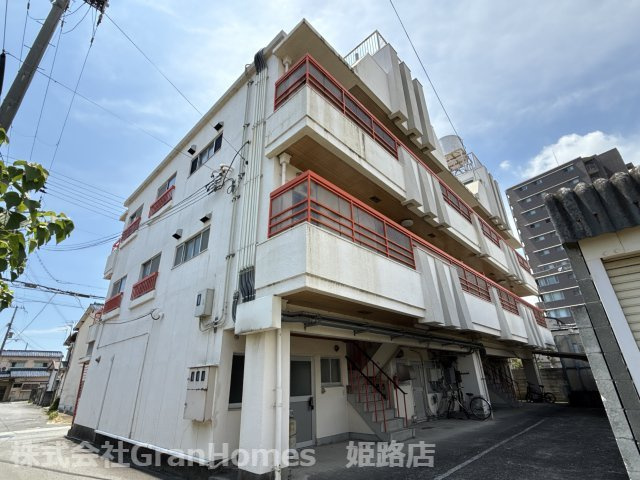 コーポ有本の外観