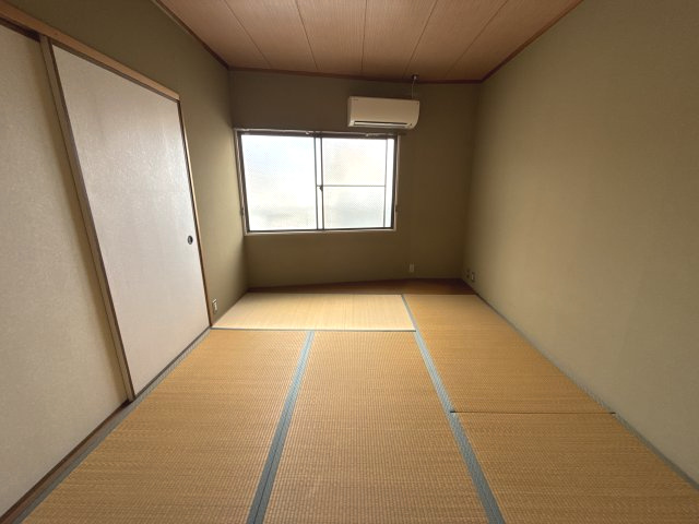 坪田ビルの子供部屋