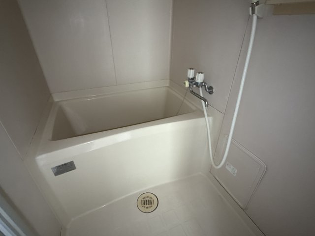 坪田ビルの浴室