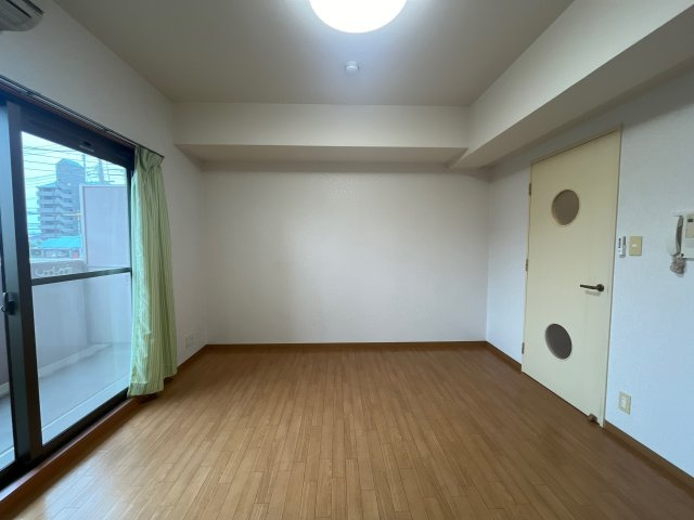 トラント メゾンの洋室