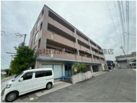 トラント メゾンの外観