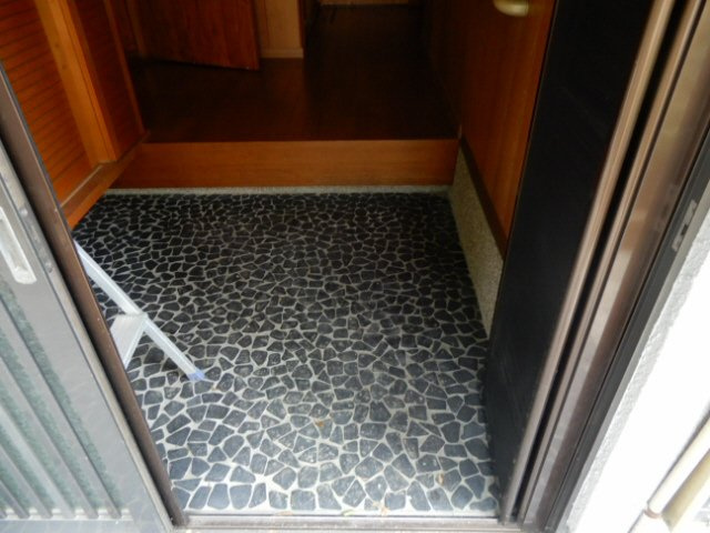 八代本町貸家の玄関