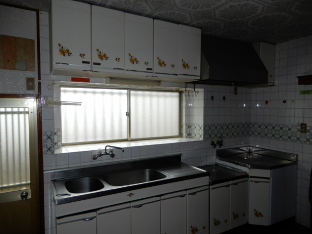 八代本町貸家のキッチン