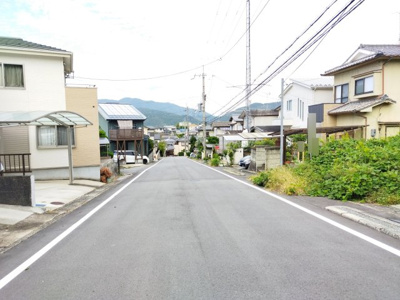 【前面道路含む現地写真】 | 亀岡　西つつじヶ丘美山台一丁目　建築条件無し売土地