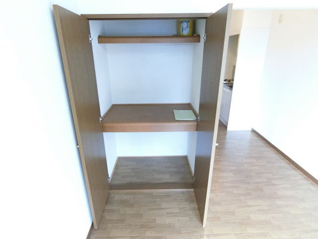 シャンソン 和泉中央の収納