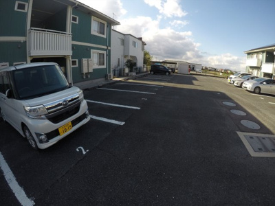 【駐車場】 | カーサ　ノルドⅢ