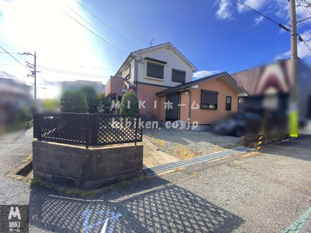 箕面市桜ヶ丘４丁目　中古戸建
