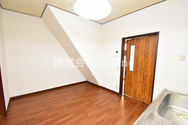 【居間・リビング】 | 大森一戸建借家