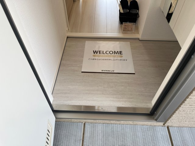 クロス５２の玄関