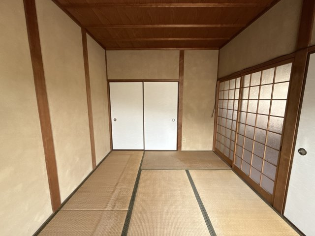 北原貸家の寝室