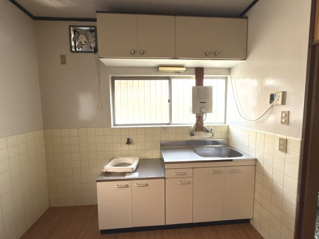 北原貸家のキッチン