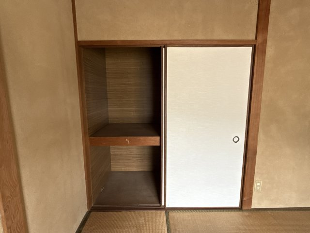 北原貸家の収納