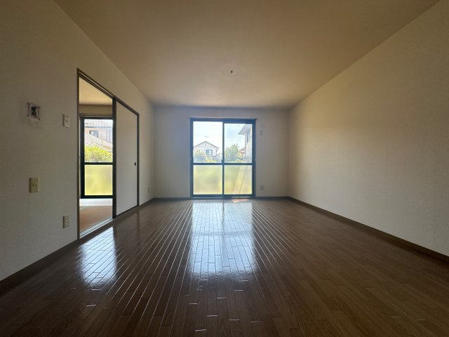 ボンヌシェール矢倉B棟の居間・リビング