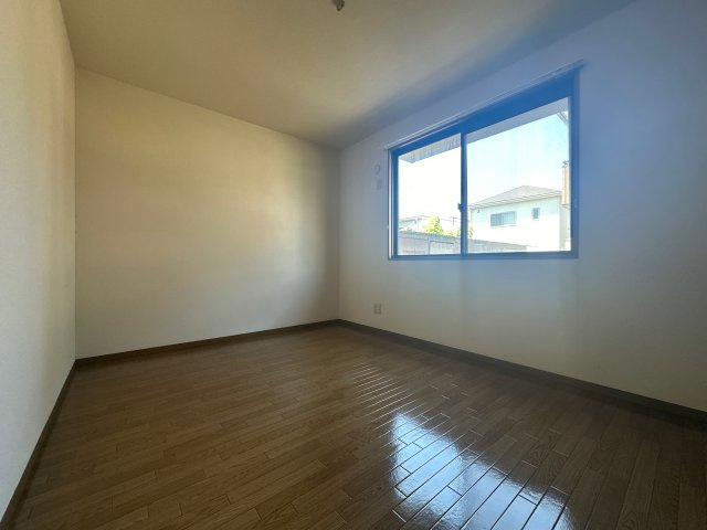 ボンヌシェール矢倉B棟の子供部屋