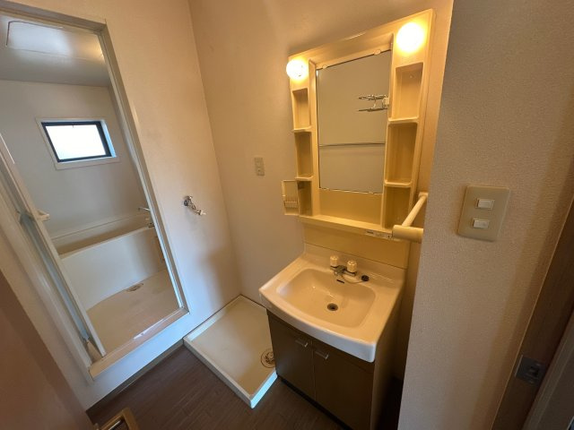 ボンヌシェール矢倉B棟の洗面所