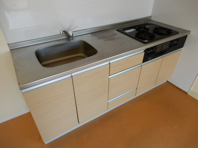 御立西メゾネットのキッチン