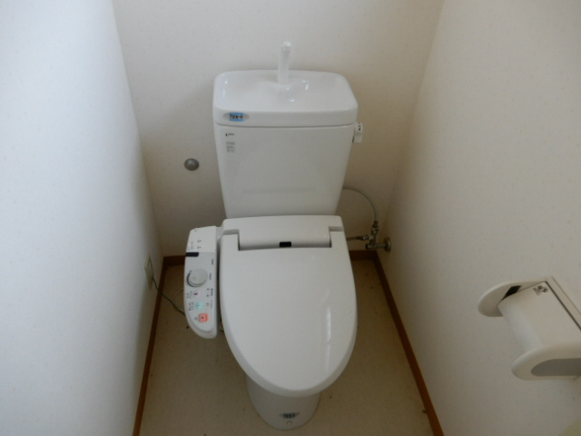 御立西メゾネットのトイレ