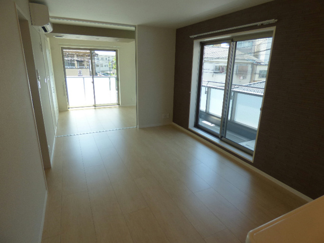 【居間・リビング】