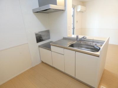 【キッチン】 | エミネンス | キッチンでお料理をお楽しみください