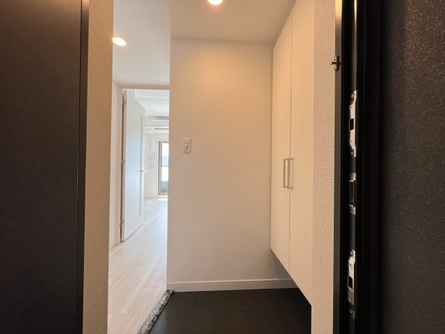 ソルテラス阿波座ウィズの玄関