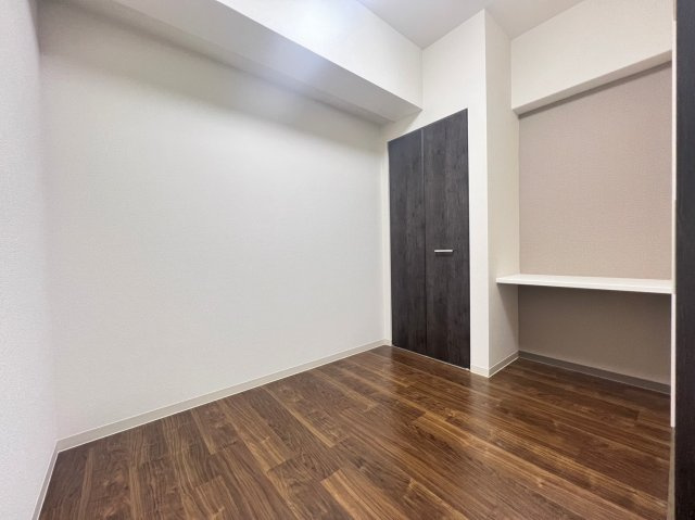 ベルンガーデン上本町の洋室