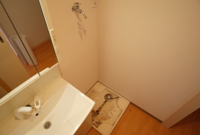 【設備】 | シャンティ | 洗濯機置き場