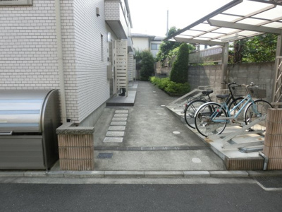 【エントランス】 | メープル吉祥寺