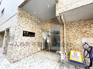 【エントランス】