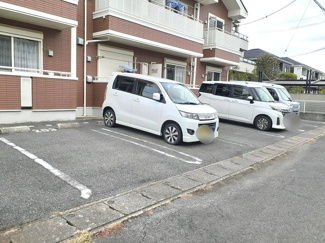 【駐車場】