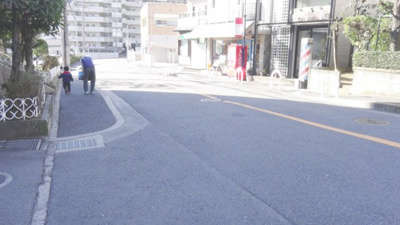 【周辺】 | メゾン千里丘H棟 | 前面道路