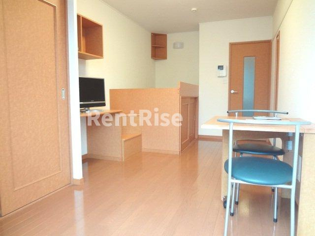 レオパレスＷＩＮの居間・リビング