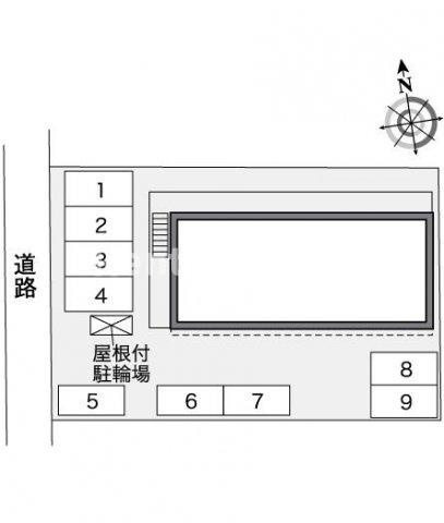 レオパレスロアールの駐車場