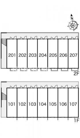 レオパレスロアールのエントランス